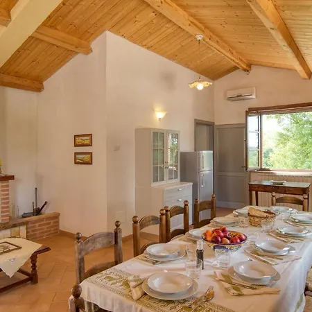 In San Vito In Monte Casa de Férias *